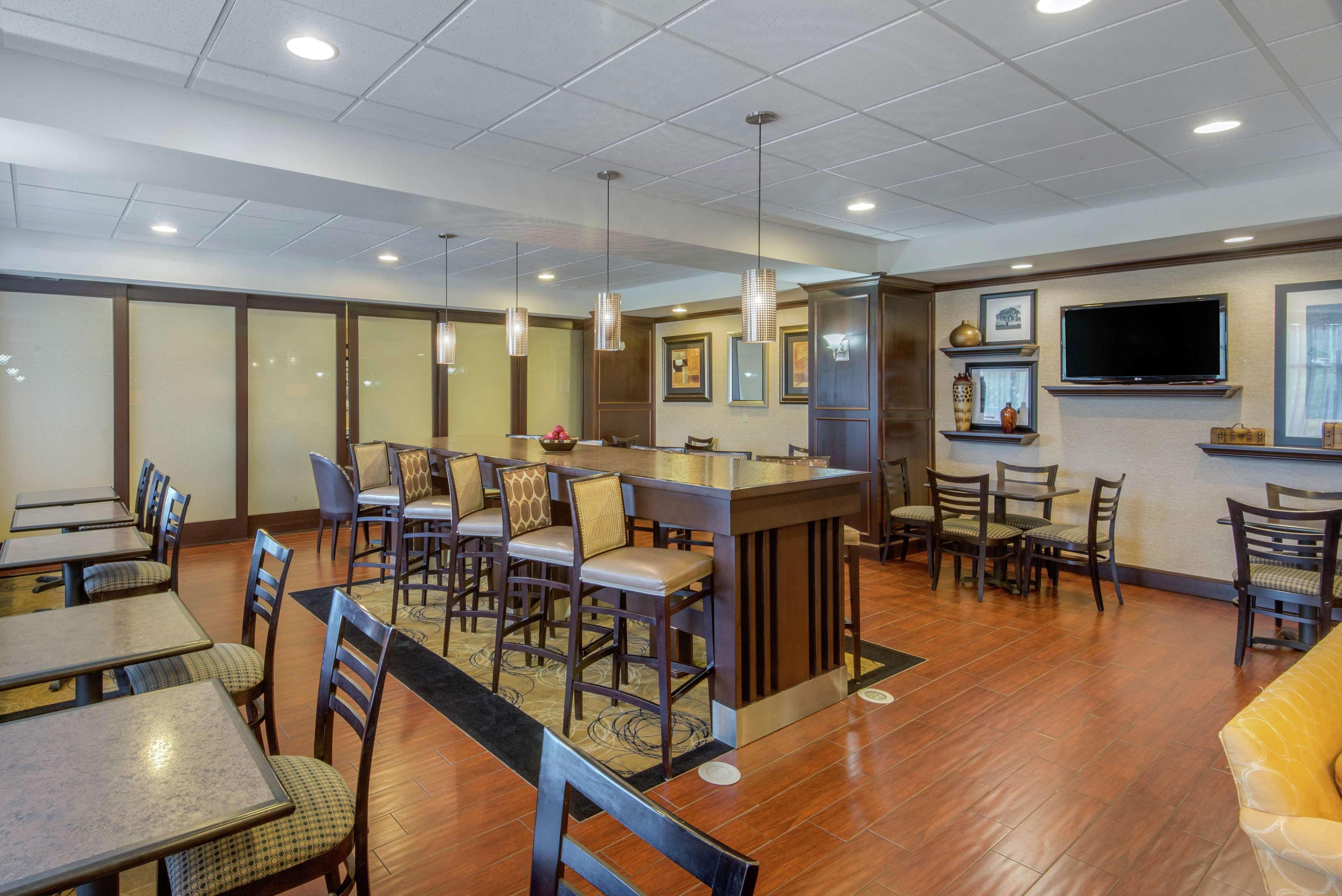 Hampton Inn Meadville Exterior foto