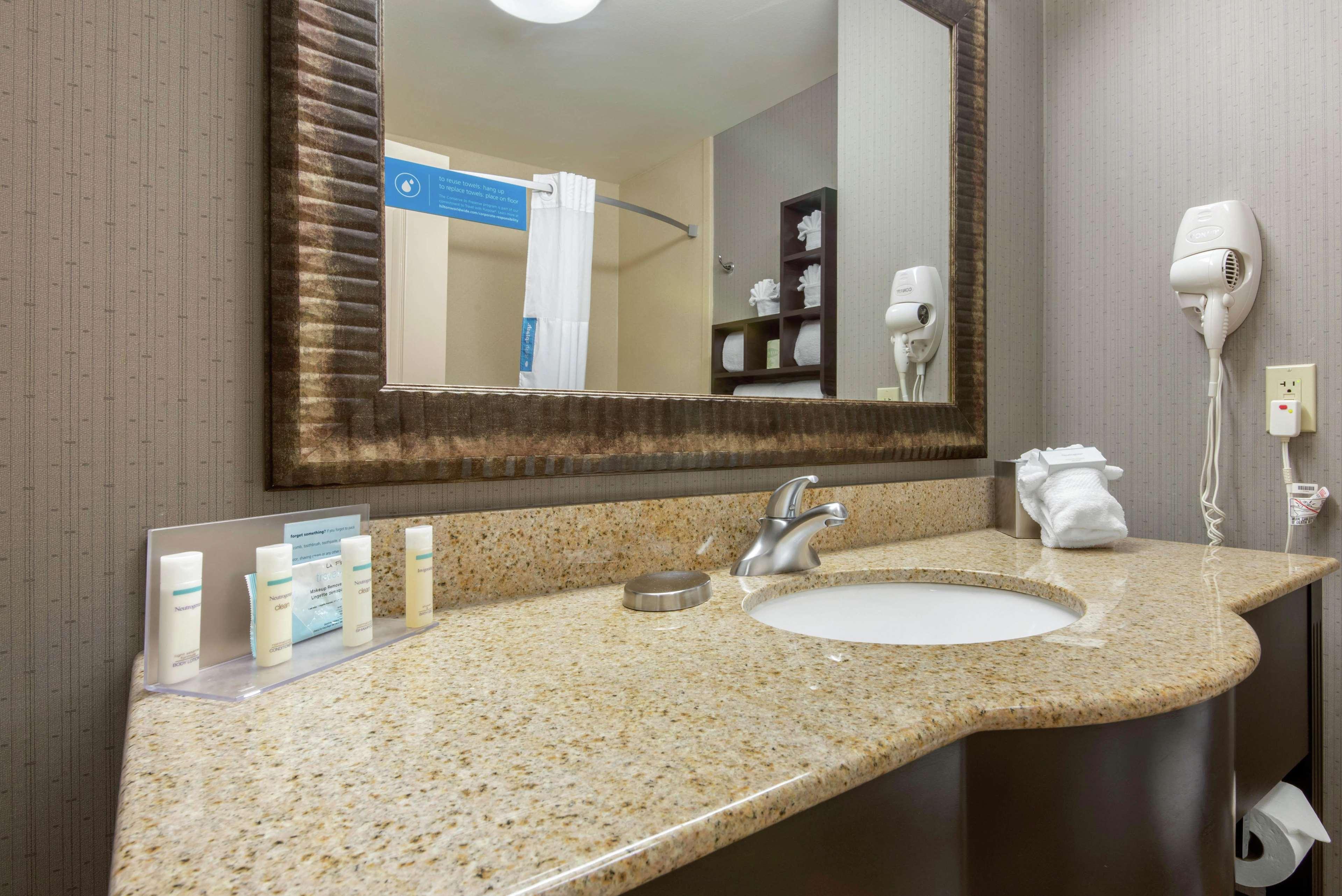 Hampton Inn Meadville Exterior foto