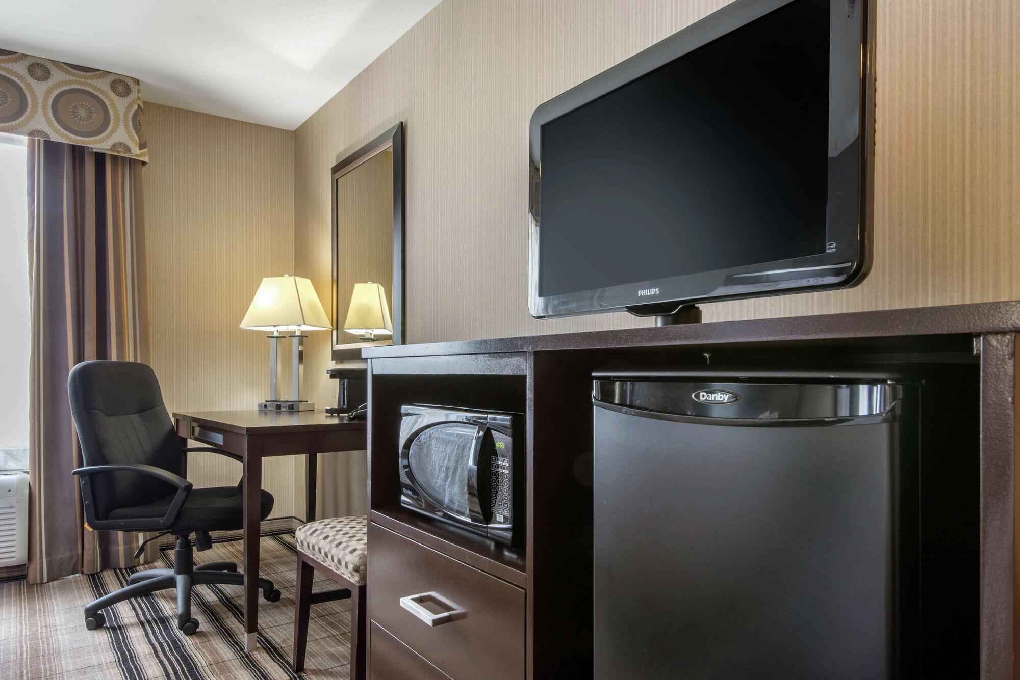Hampton Inn Meadville Exterior foto
