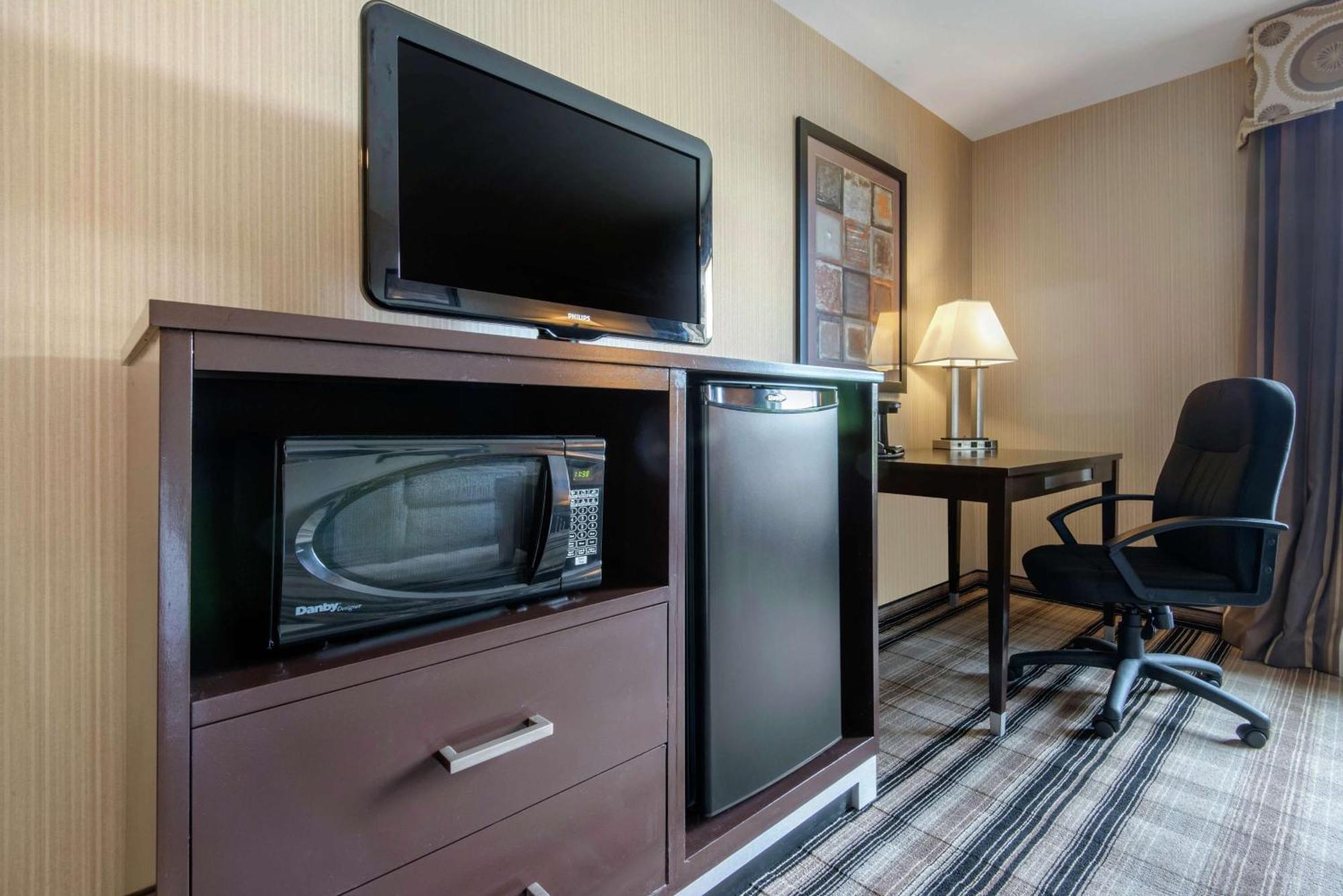 Hampton Inn Meadville Exterior foto