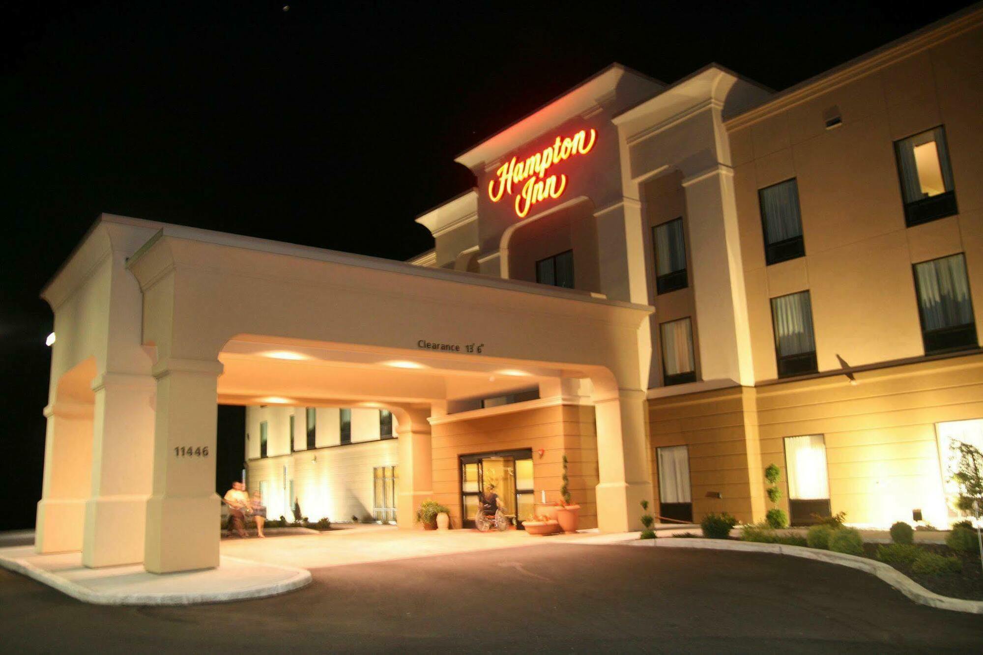 Hampton Inn Meadville Exterior foto